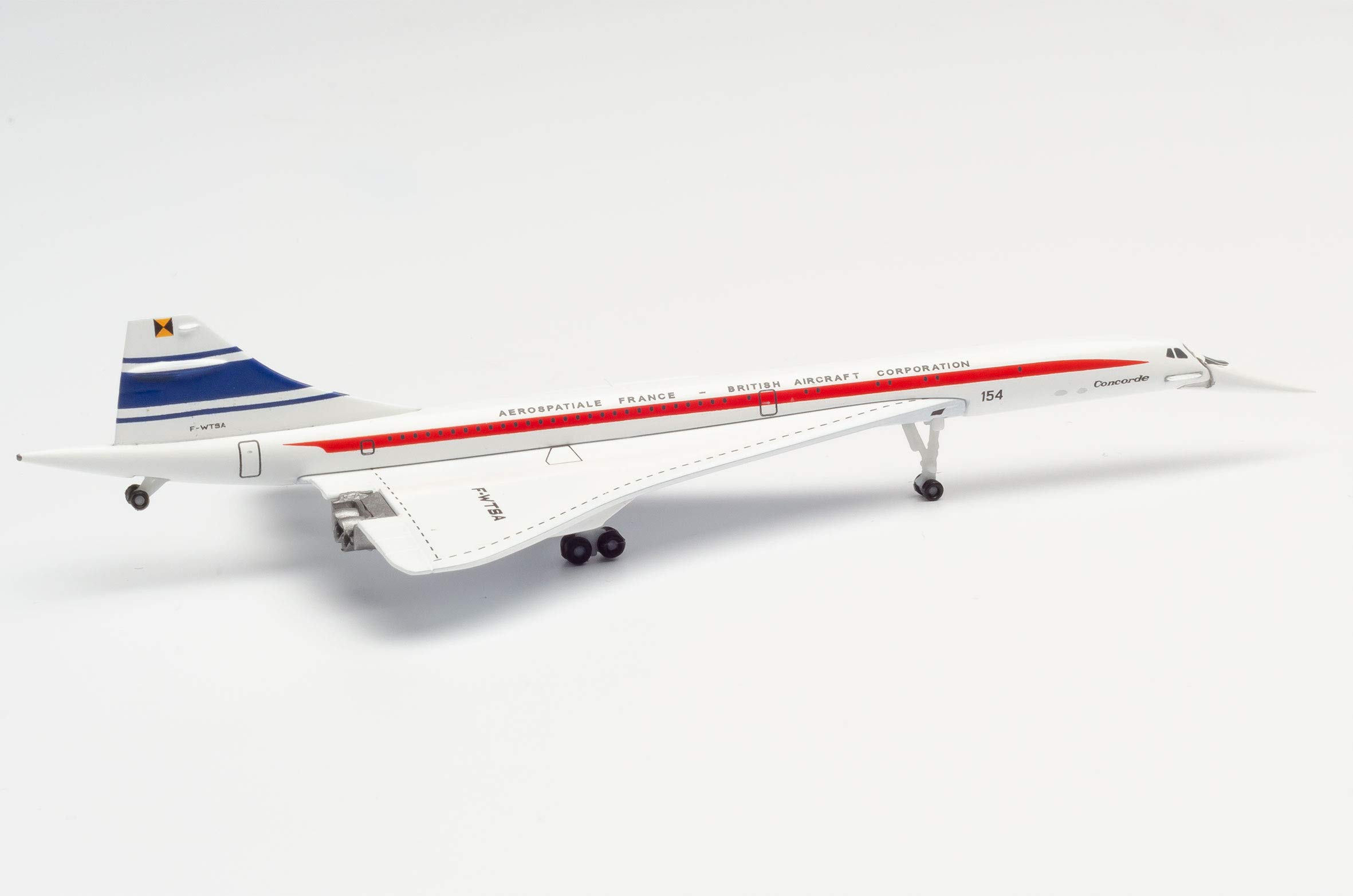 Amazon | herpa 1/500 コンコルド フランス/BAC 50 Years E-WTSA